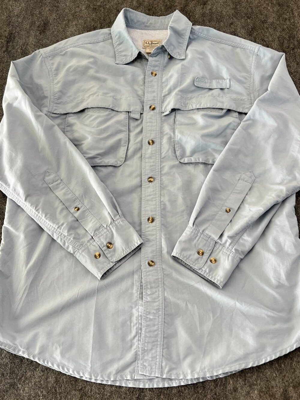 LL Bean Fishing Shirt Mens Medium Reg Blue Gray Roll Cuff Vented Pockets Hiking